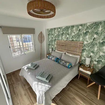 Waterfront 3 Bed Apartment, 90m From The Apartment *
