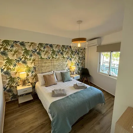 Apartment Waterfront 3 Bed Apartment, 90m From The
