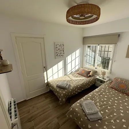 Apartment Waterfront 3 Bed Apartment, 90m From The
